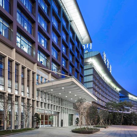 Pullman Guangzhou Baiyun Airport - Free Shuttle Bus & Official Registration Agency During Canton Fair Exterior foto