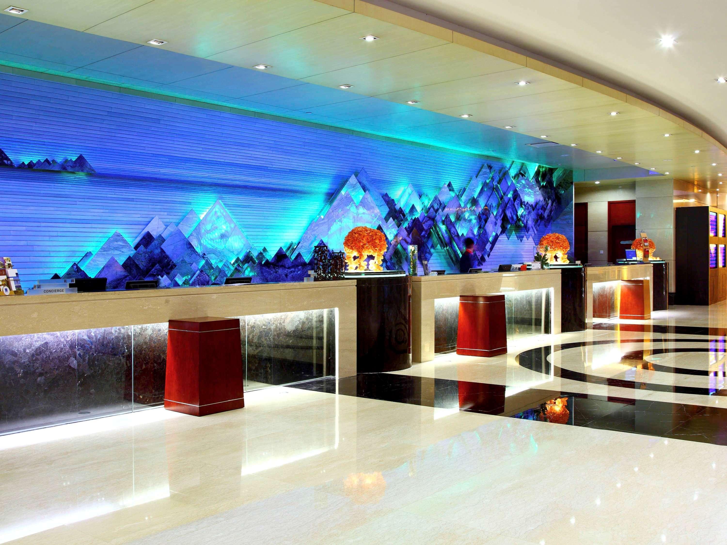 Pullman Guangzhou Baiyun Airport - Free Shuttle Bus & Official Registration Agency During Canton Fair Exterior foto
